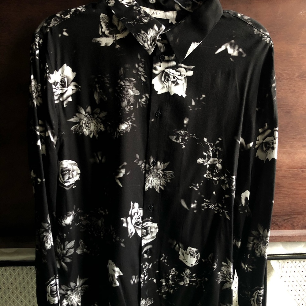 Printed button up